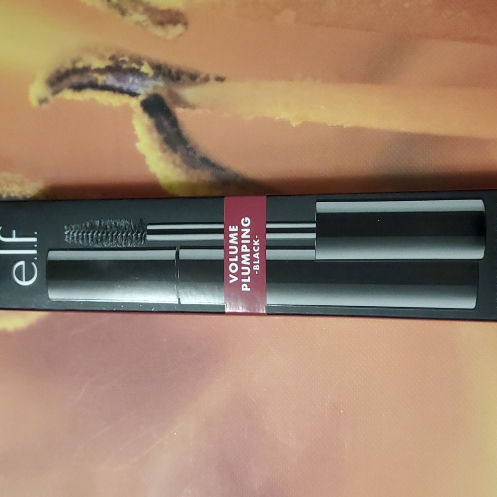 ELF Volume Plumping Mascera